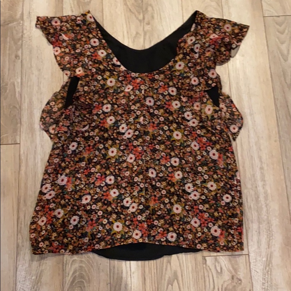 BCBG Floral Ruffle Top - Picture 2 of 3